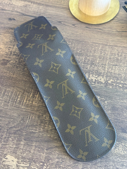LOUIS VUITTON EYEGLASS CASE/PEN CASE MONOGRAM