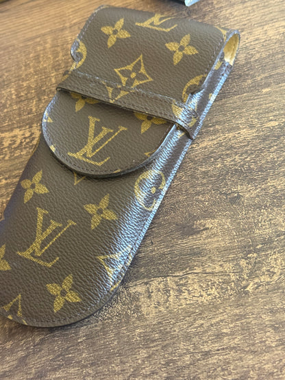 LOUIS VUITTON EYEGLASS CASE/PEN CASE MONOGRAM