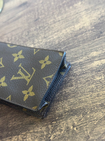 LOUIS VUITTON EYEGLASS CASE - NO DATE CODE/HEAT STAMP