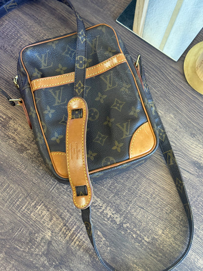 LOUIS VUITTON DANUBE CROSSBODY MONOGRAM CANVAS