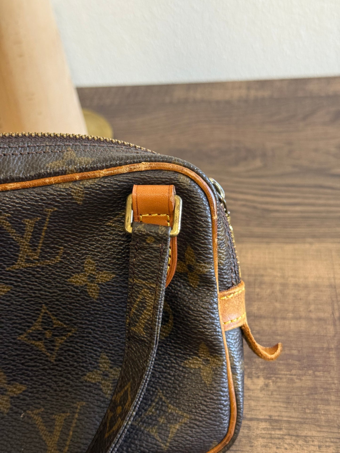 LOUIS VUITTON MARLEY BANDOULIERE CROSSBODY