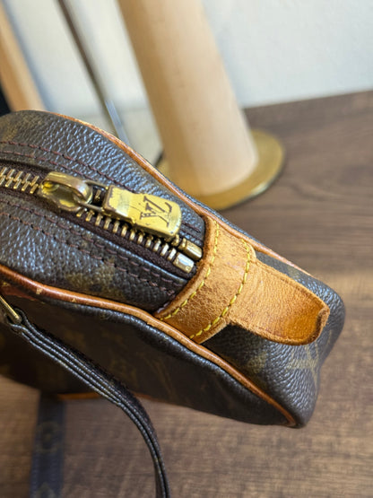 LOUIS VUITTON MARLEY BANDOULIERE CROSSBODY
