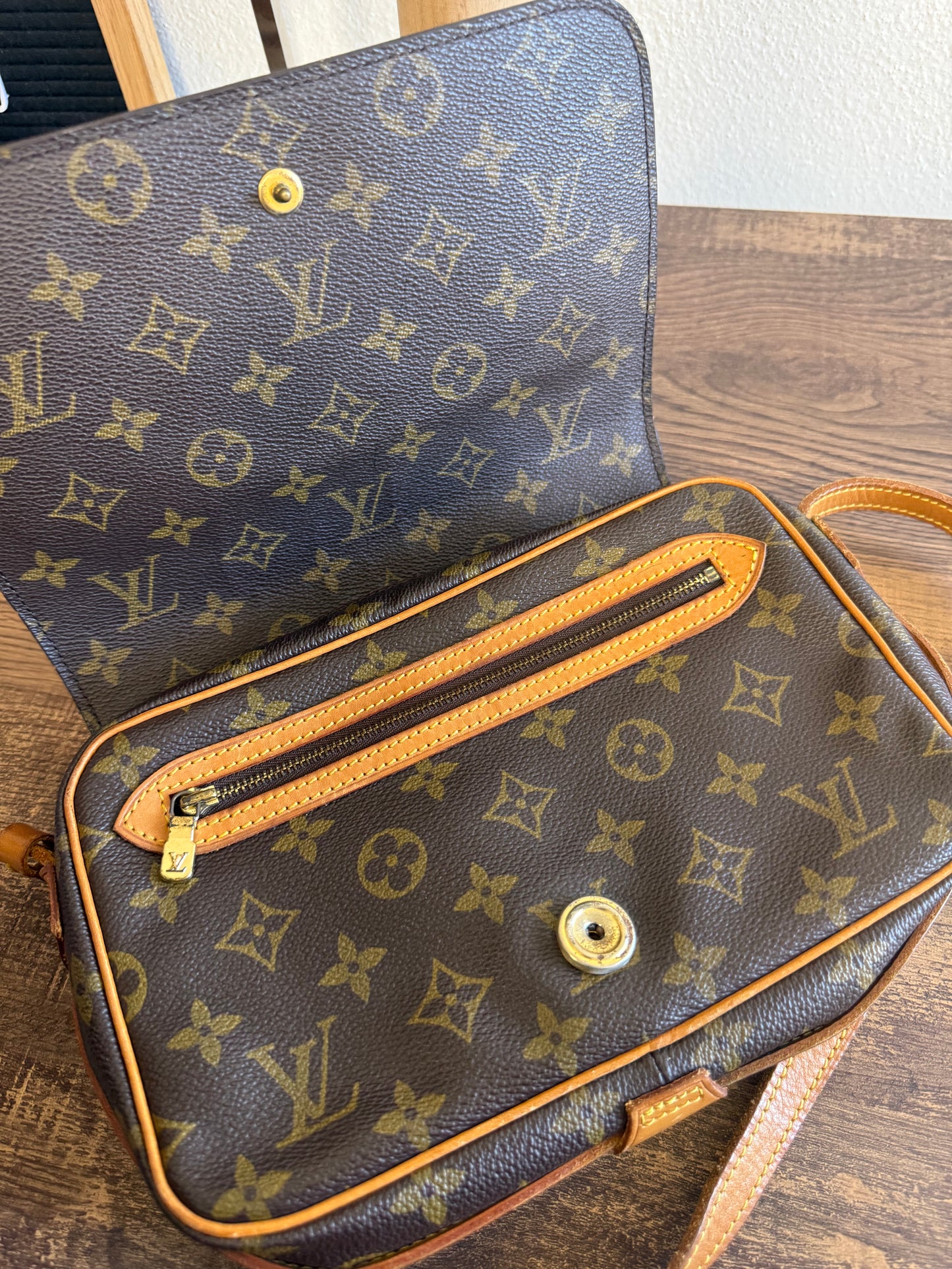 LOUIS VUITTON ST GERMAINE GM MONOGRAM CANVAS