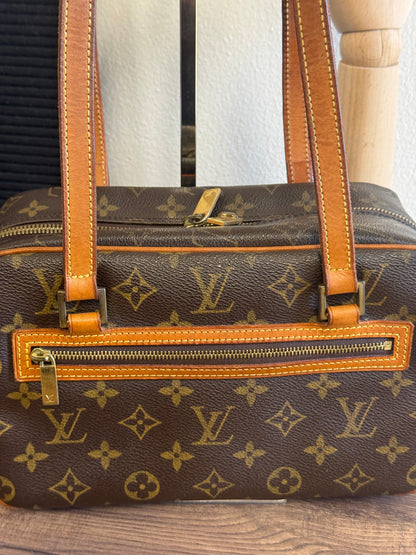 LOUIS VUITTON CITE MM IN MONOGRAM SD1002