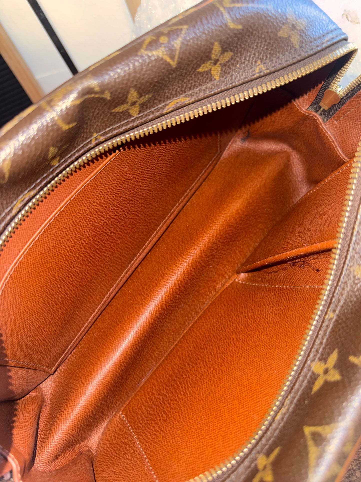 LOUIS VUITTON CITE MM IN MONOGRAM SD1002