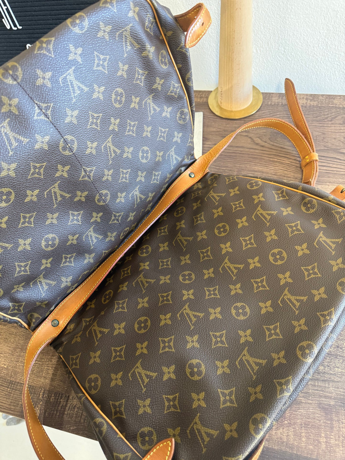 LOUIS VUITTON SAUMUR 35 CANVAS MONOGRAM MESSENGER BAG
