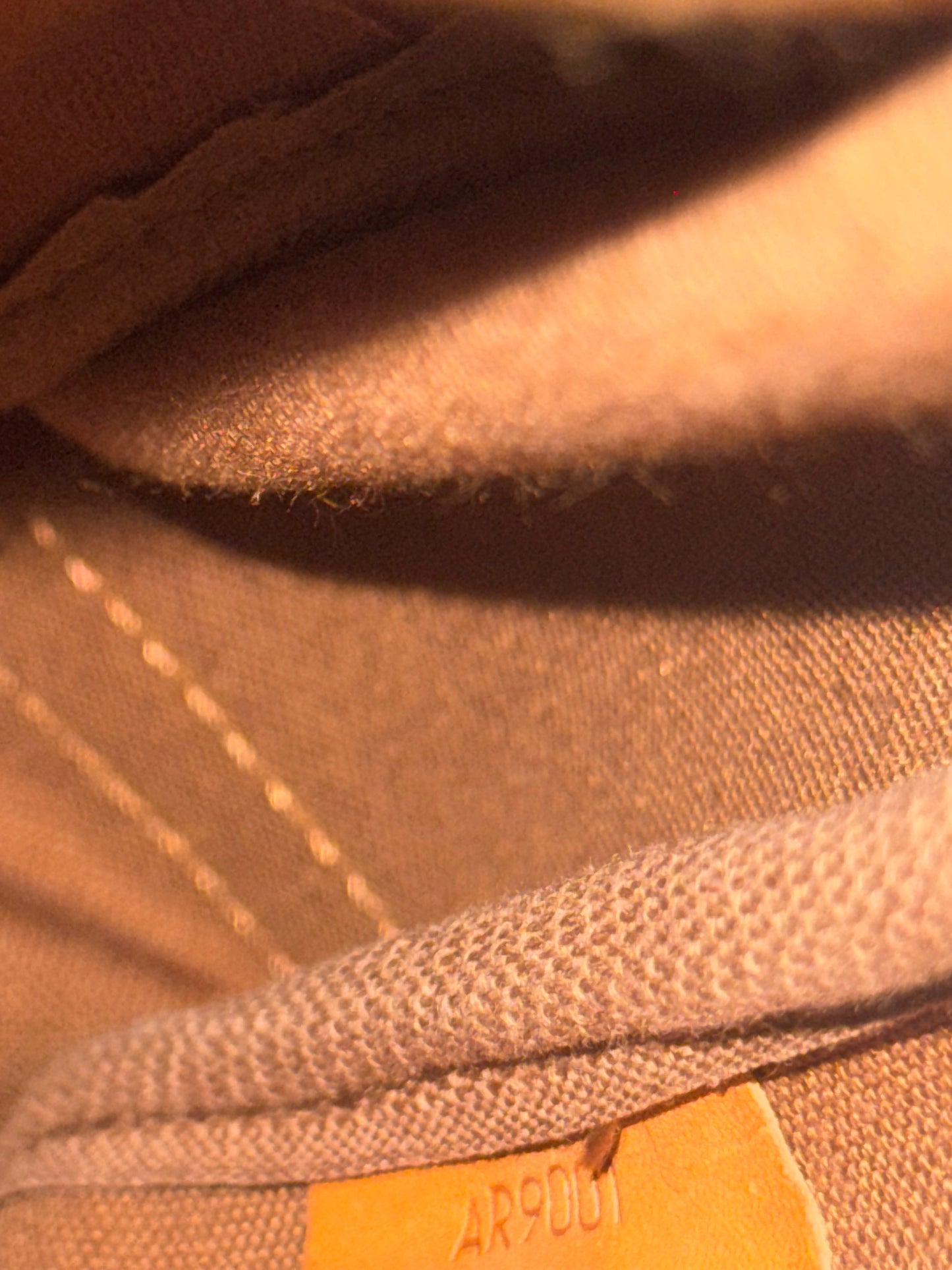 LOUIS VUITTON SAUMUR 35 CANVAS MONOGRAM MESSENGER BAG