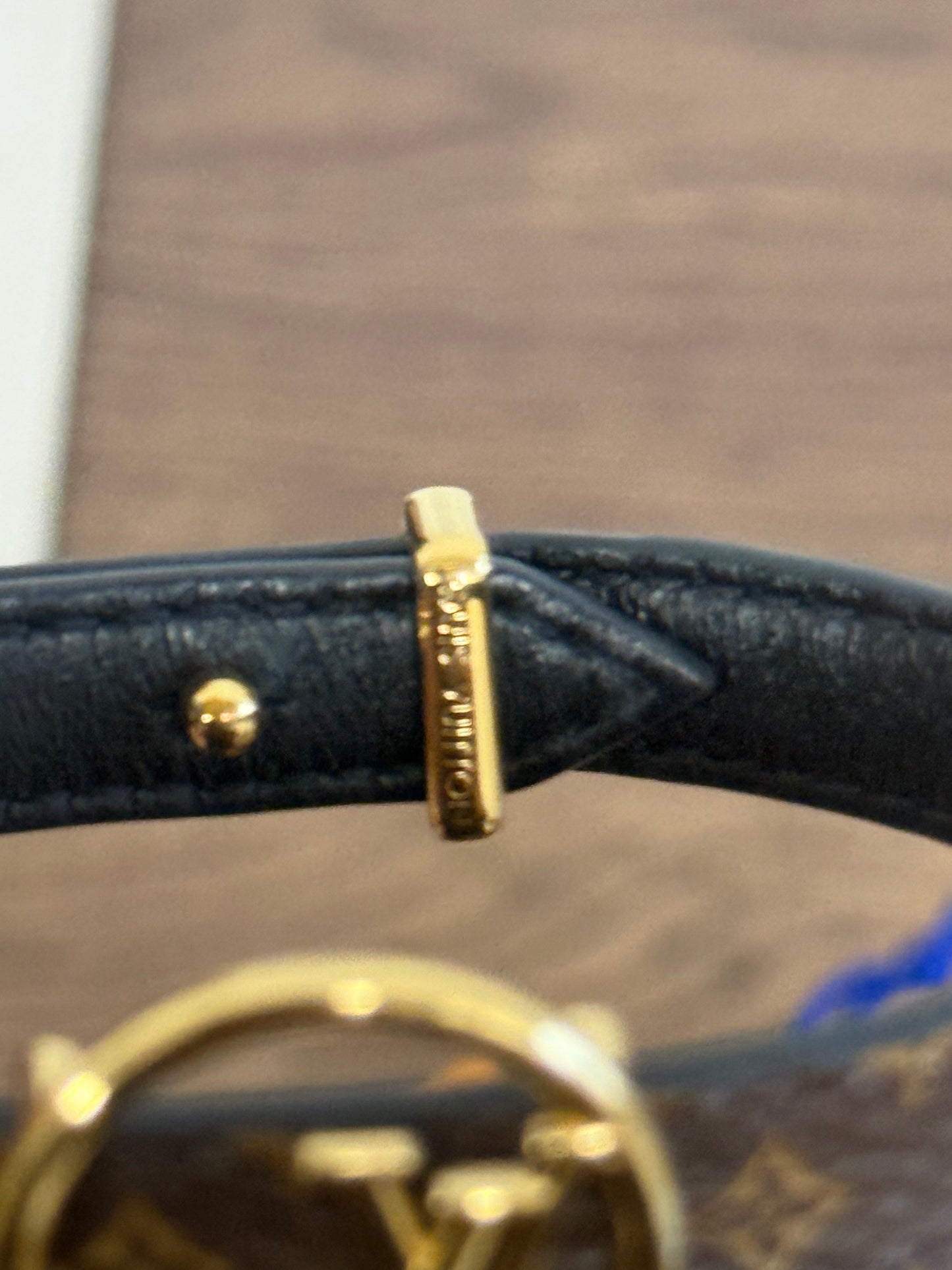 LOUIS VUITTON MONOGRAM CHARM BRACCELET SIZE 17 Black and Gold