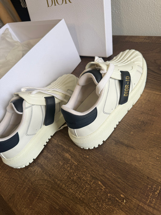 Christian Dior star-patch sneakers Size 36.5