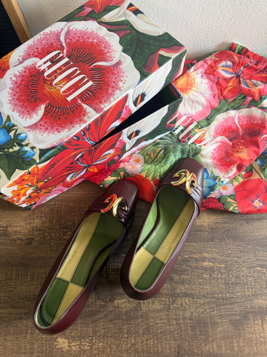 GUCCI Malaga Red Half-Moon Pumps Size 38