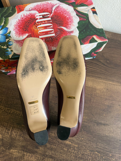 GUCCI Malaga Red Half-Moon Pumps Size 38