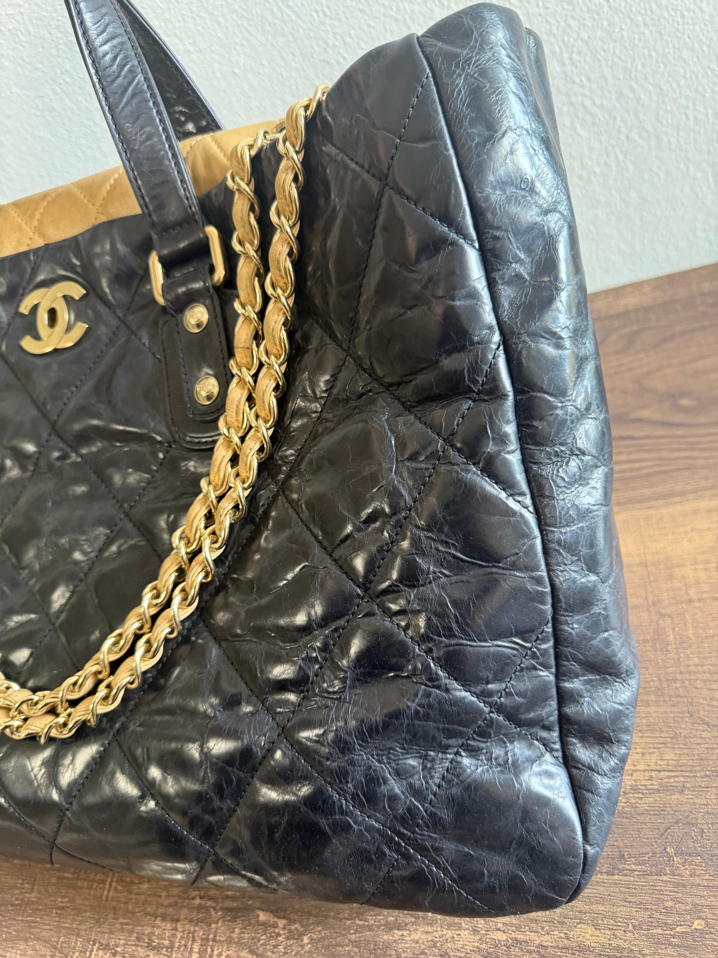 CHANEL Portobello Distressed Leather Tote Black Beige Flap