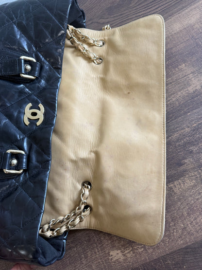 CHANEL Portobello Distressed Leather Tote Black Beige Flap