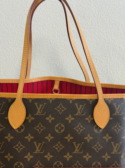 LOUIS VUITTON NEVERFULL MM IN MONOGRAM RED INTERIOR WITH POUCH