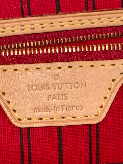 LOUIS VUITTON NEVERFULL MM IN MONOGRAM RED INTERIOR WITH POUCH