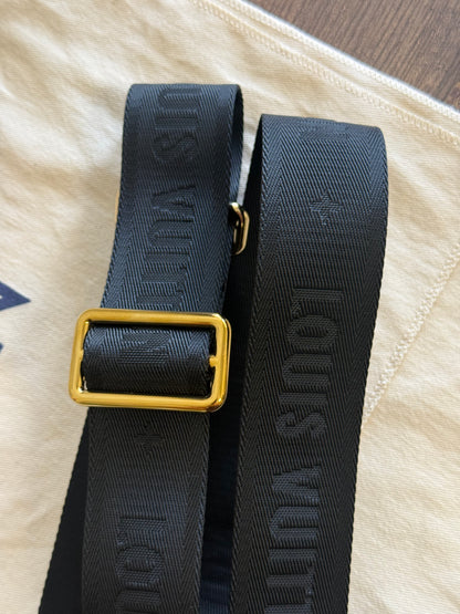 LOUIS VUITTON MULTI POCHETTE ACCESSORIES BLACK STRAP