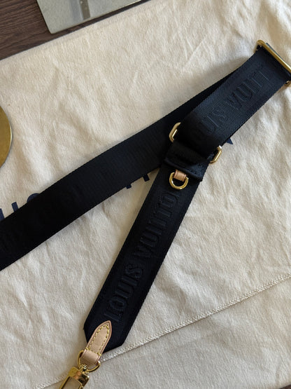 LOUIS VUITTON MULTI POCHETTE ACCESSORIES BLACK STRAP