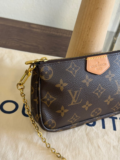 LOUIS VUITTON SMALL POCHETTE WITH CHAIN FROM MULTI-POCHETTE ACCESSORIES SET MONOGRAM CANVAS