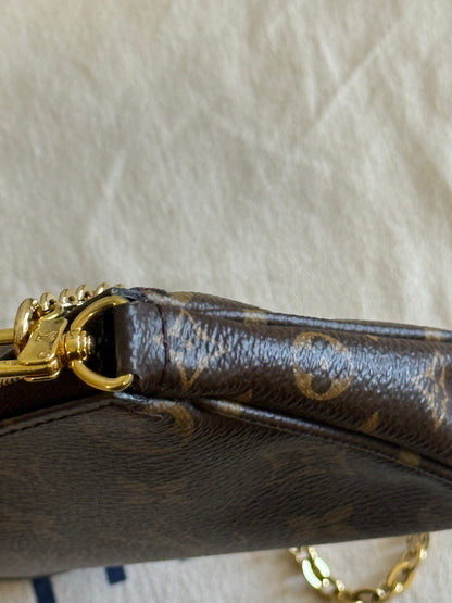 LOUIS VUITTON SMALL POCHETTE WITH CHAIN FROM MULTI-POCHETTE ACCESSORIES SET MONOGRAM CANVAS