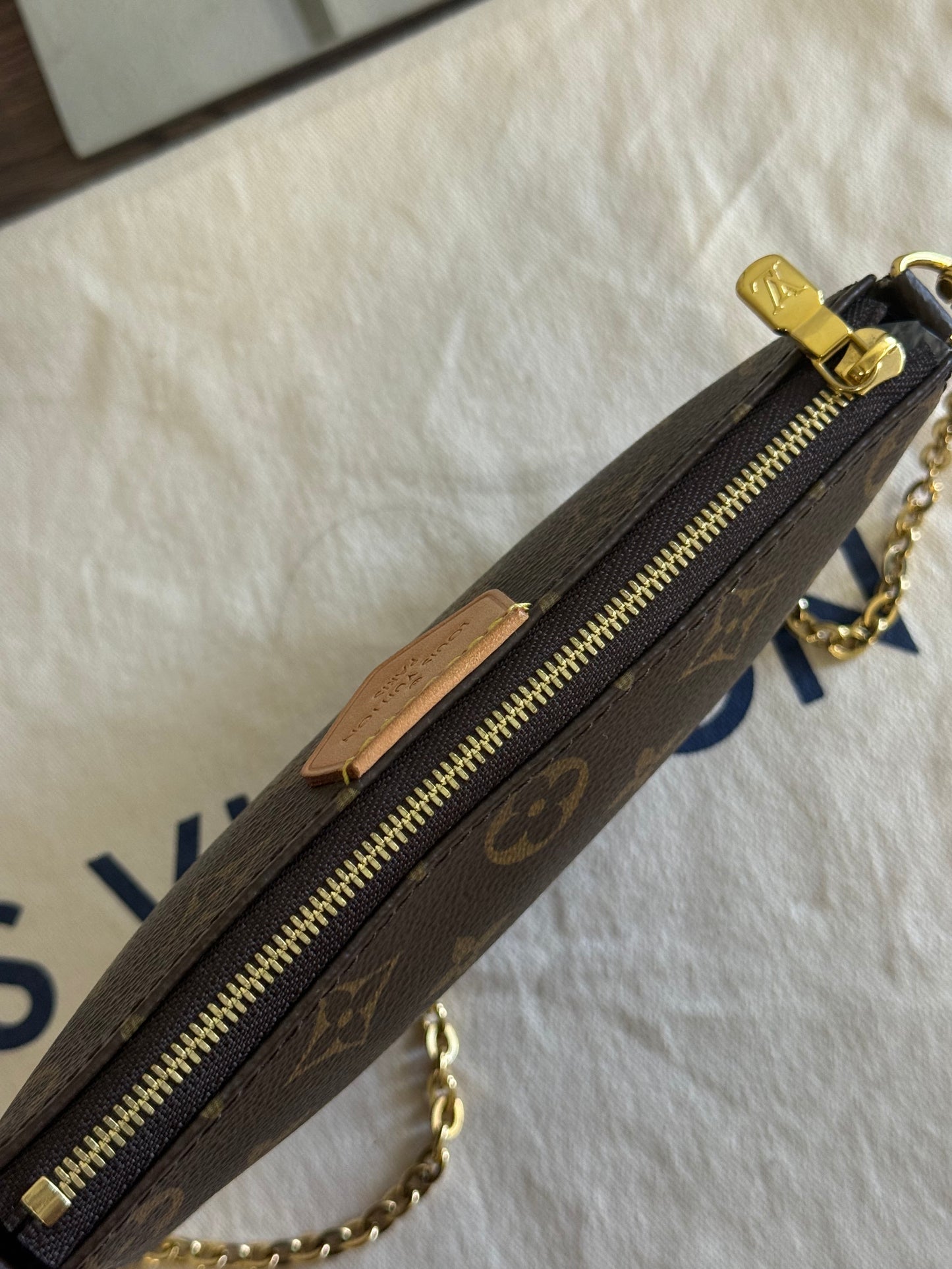 LOUIS VUITTON SMALL POCHETTE WITH CHAIN FROM MULTI-POCHETTE ACCESSORIES SET MONOGRAM CANVAS
