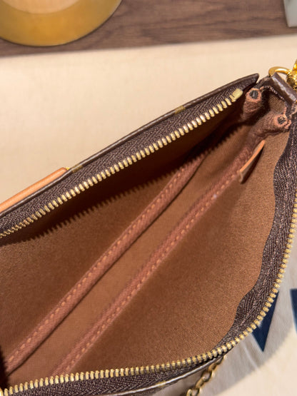 LOUIS VUITTON SMALL POCHETTE WITH CHAIN FROM MULTI-POCHETTE ACCESSORIES SET MONOGRAM CANVAS