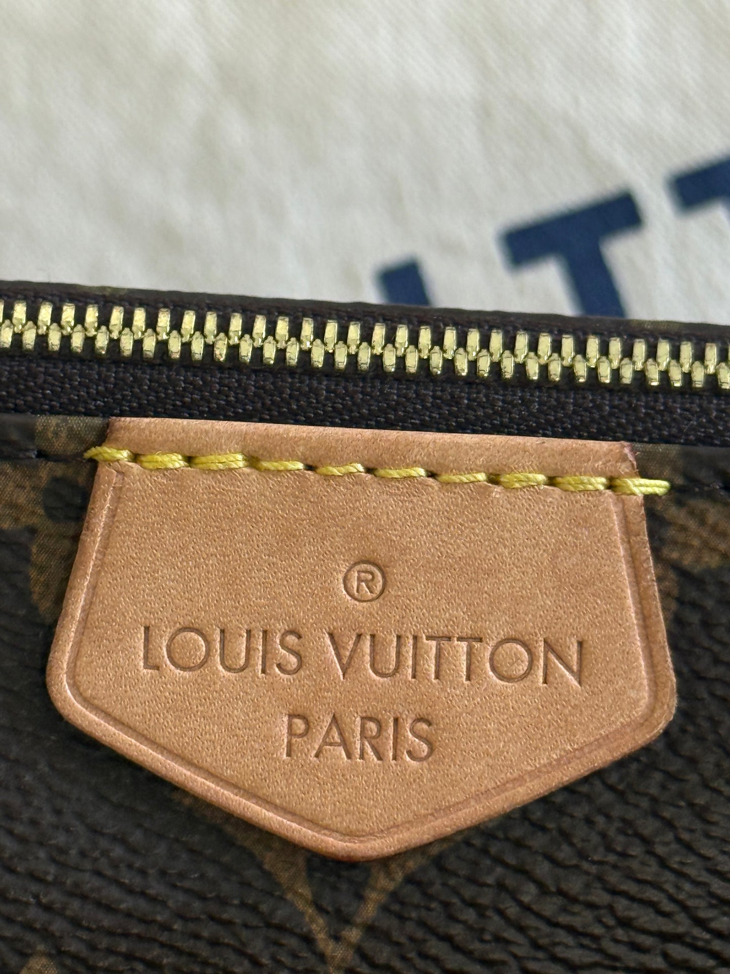 LOUIS VUITTON LARGE POCHETTE FROM MULTI-POCHETTE ACCESSORIES SET MONOGRAM CANVAS