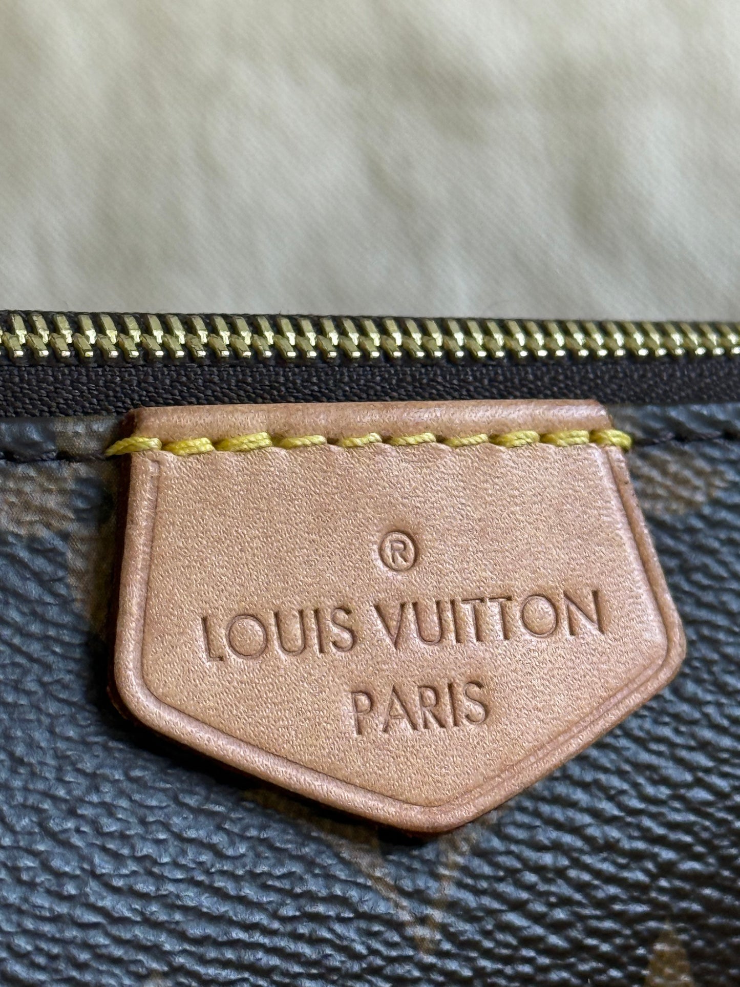 LOUIS VUITTON LARGE POCHETTE FROM MULTI-POCHETTE ACCESSORIES SET MONOGRAM CANVAS