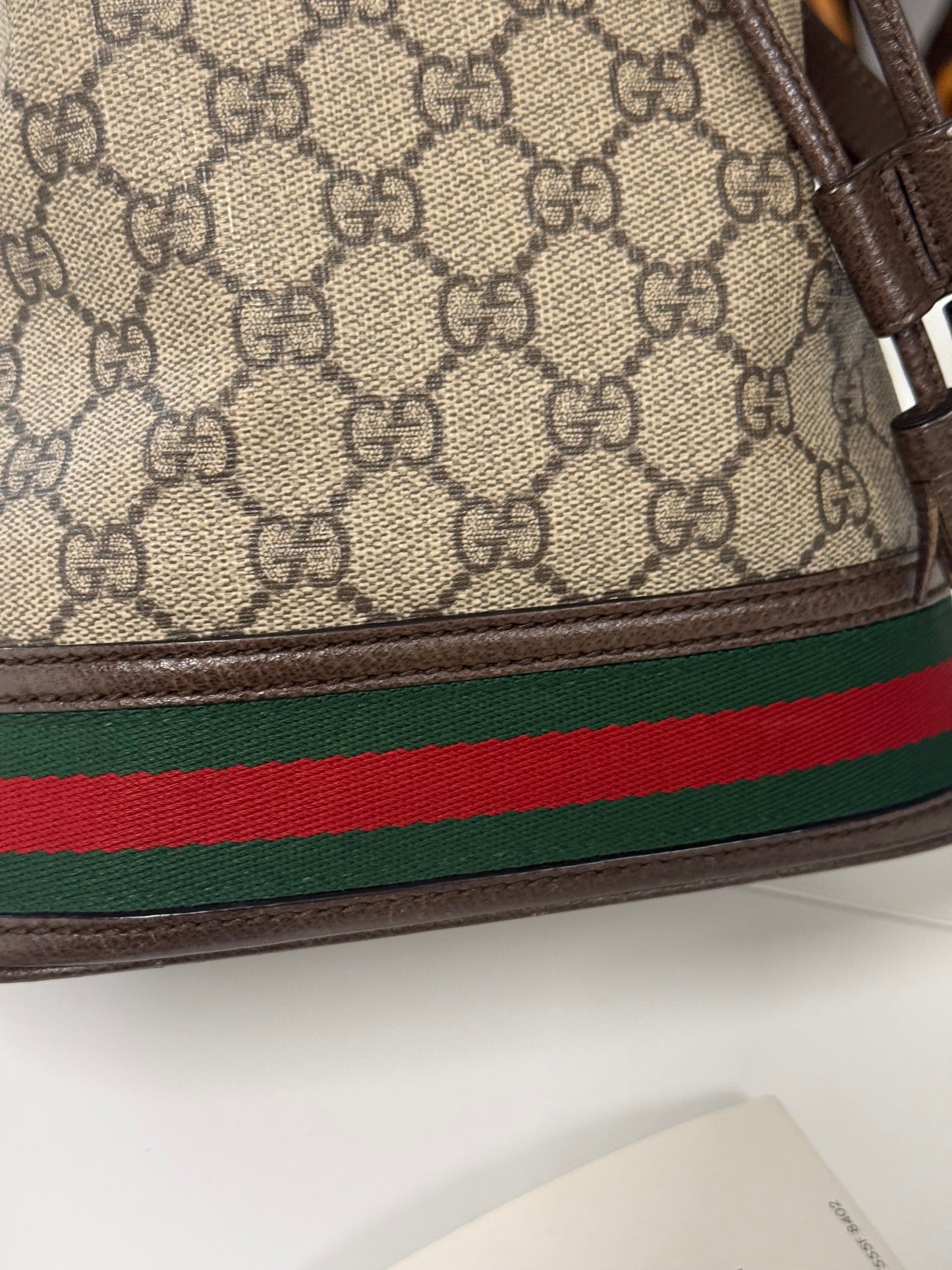 GUCCI GG SUPREME TOP HANDLE BUCKET BAG