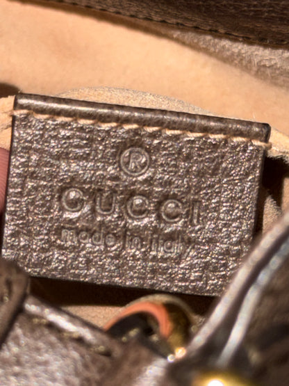 GUCCI GG SUPREME TOP HANDLE BUCKET BAG