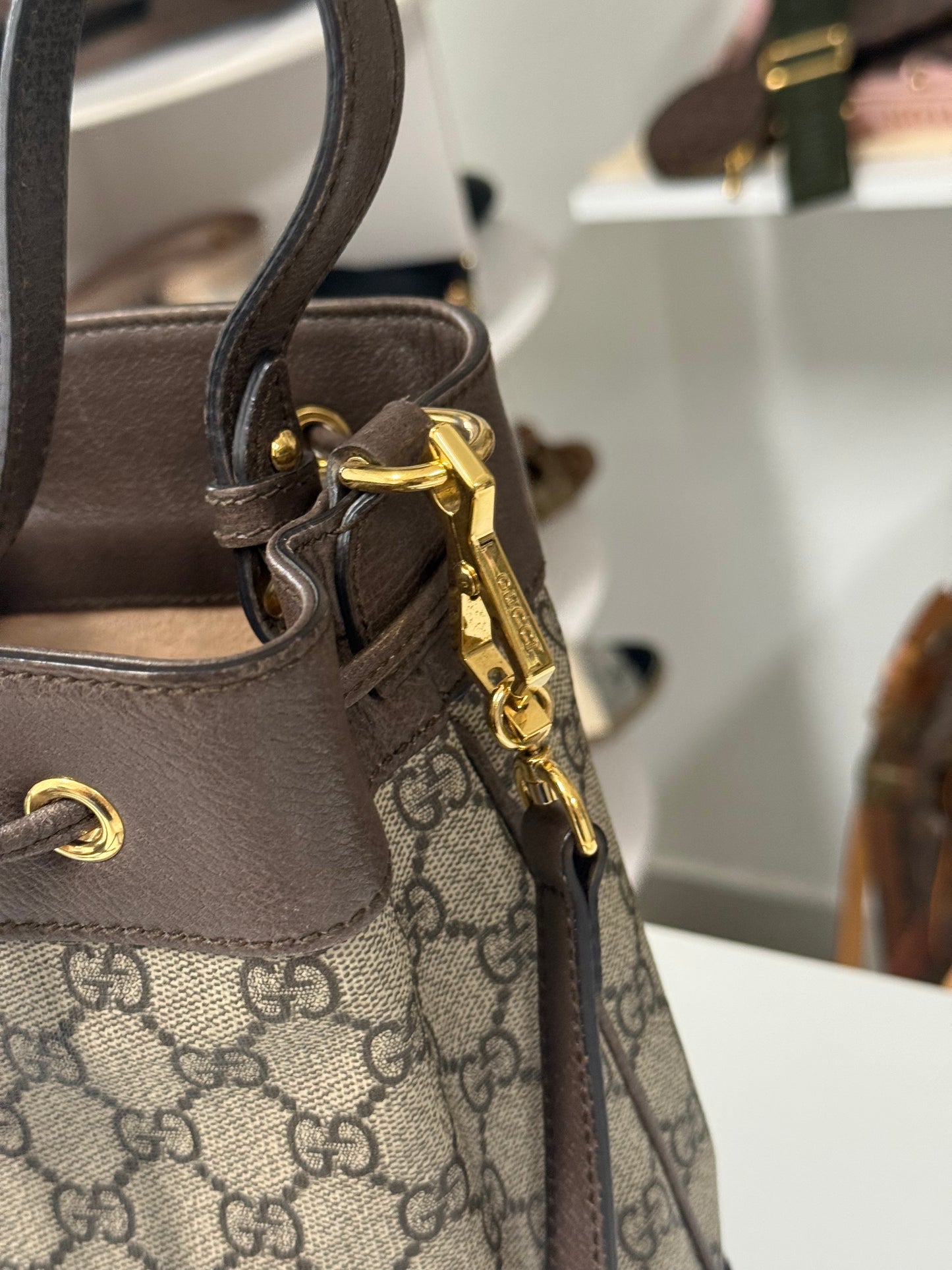 GUCCI GG SUPREME TOP HANDLE BUCKET BAG