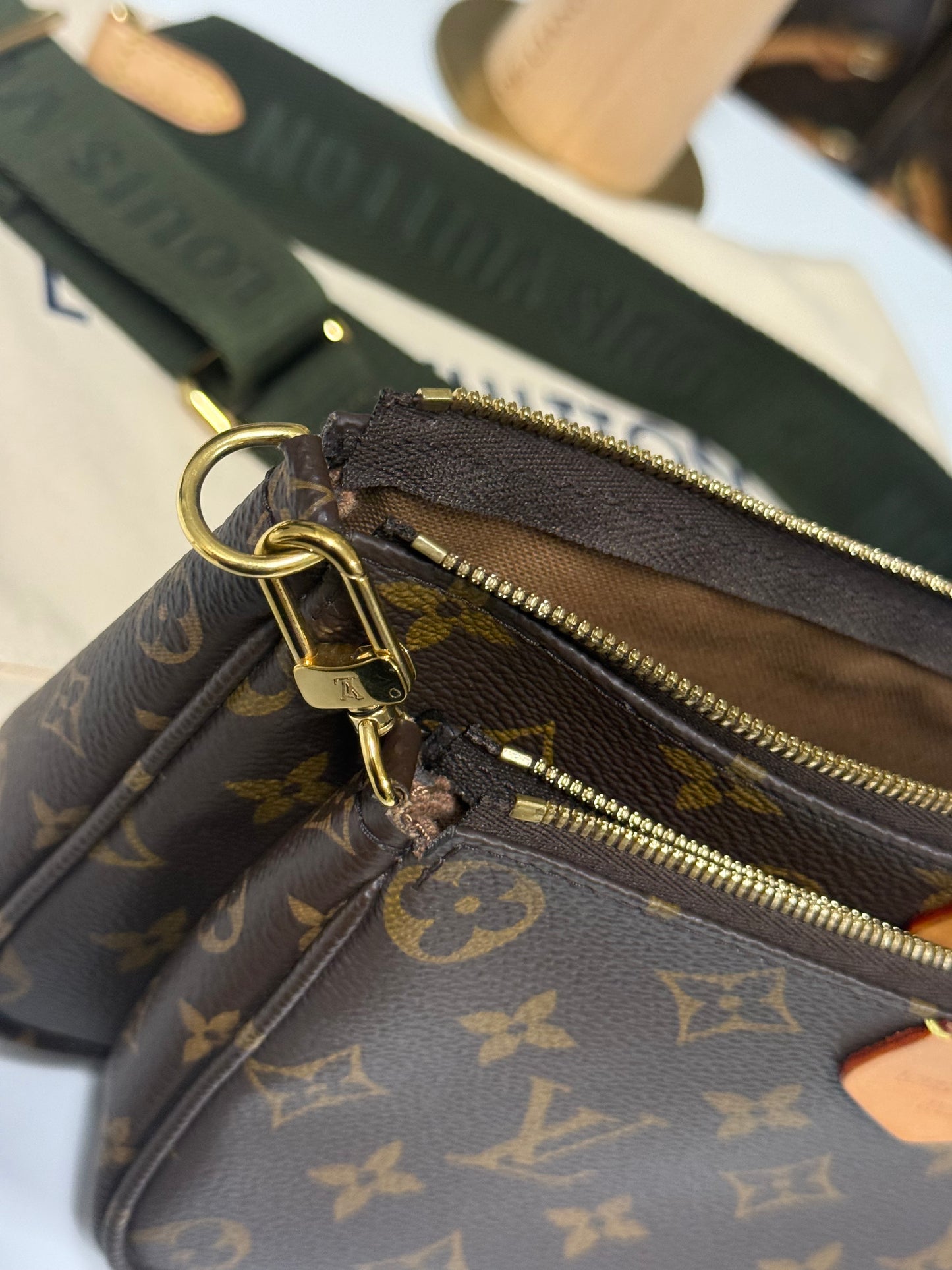 LOUIS VUITTON MULTI-POCHETTE ACCESSOIRES IN KHAKI GREEN