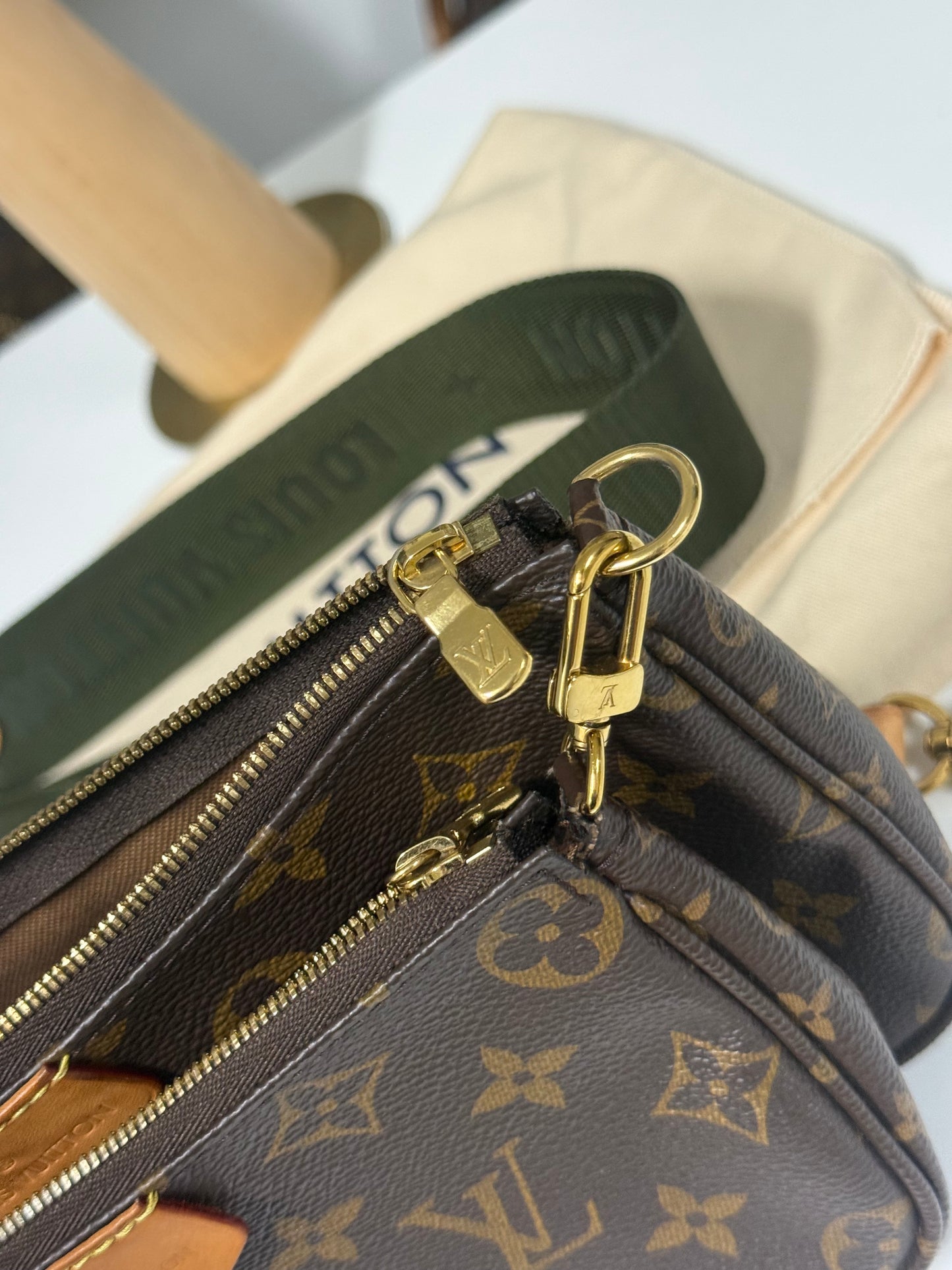LOUIS VUITTON MULTI-POCHETTE ACCESSOIRES IN KHAKI GREEN