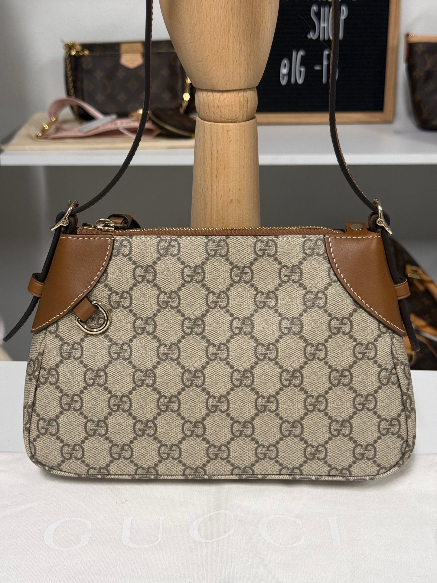 GUCCI GG EMBLEM SMALL SHOULDER BAG