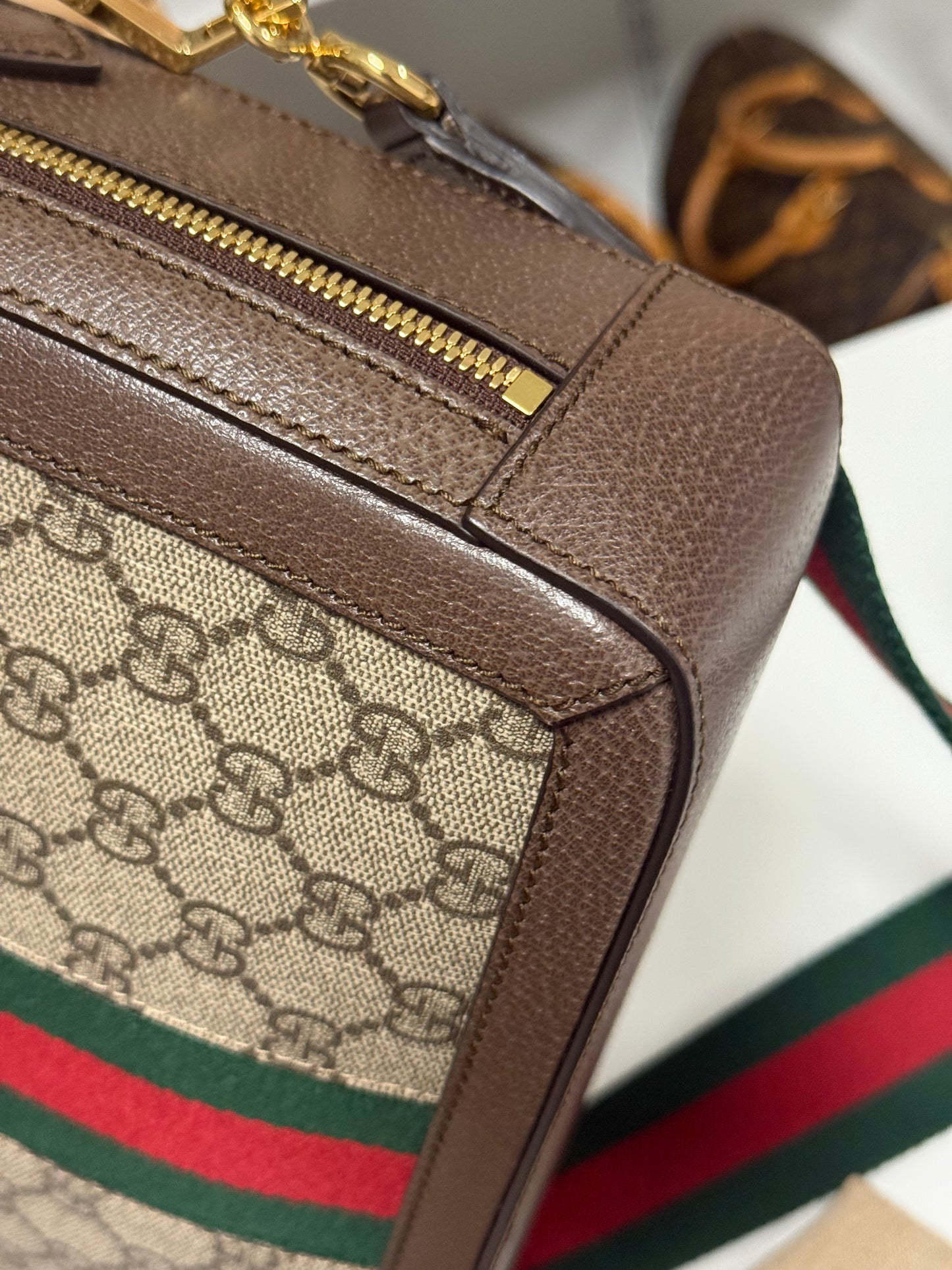 GUCCI Ophidia GG Ophidia Zip Around Camera Bag