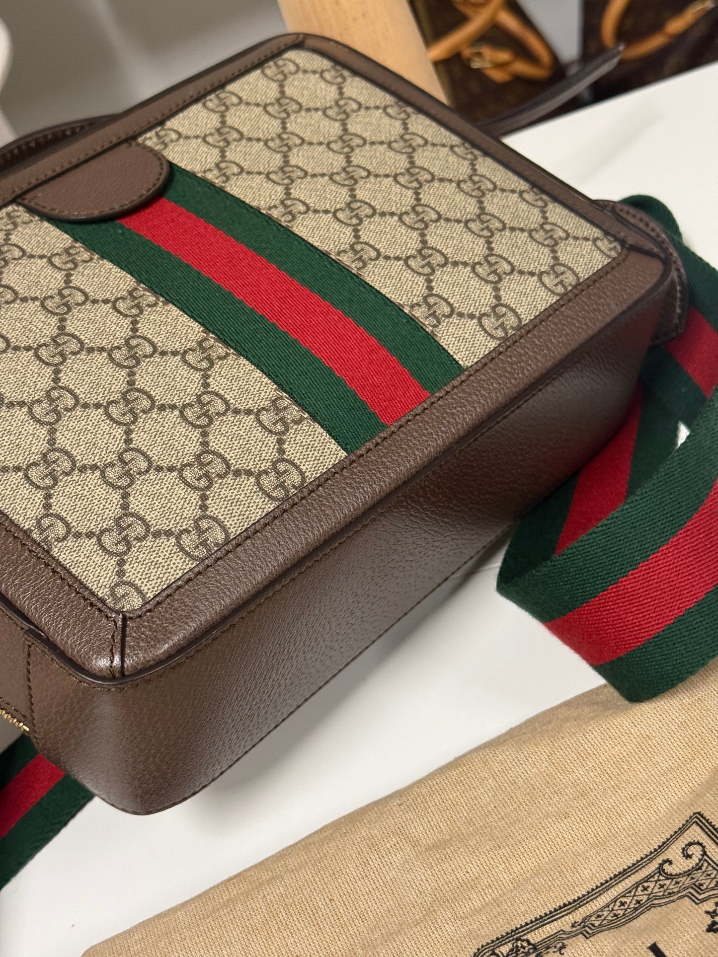 GUCCI Ophidia GG Ophidia Zip Around Camera Bag