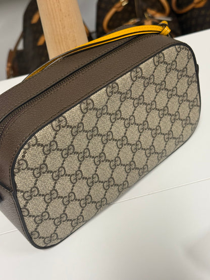 GUCCI GG SUPREME NEO VINTAGE HANDBAG