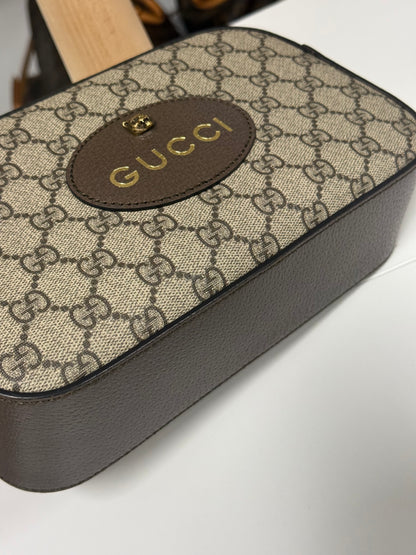 GUCCI GG SUPREME NEO VINTAGE HANDBAG
