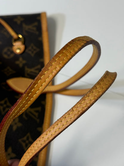 LOUIS VUITTON NEVERFULL MM IN MONOGRAM - PIVOINE INTERIOR