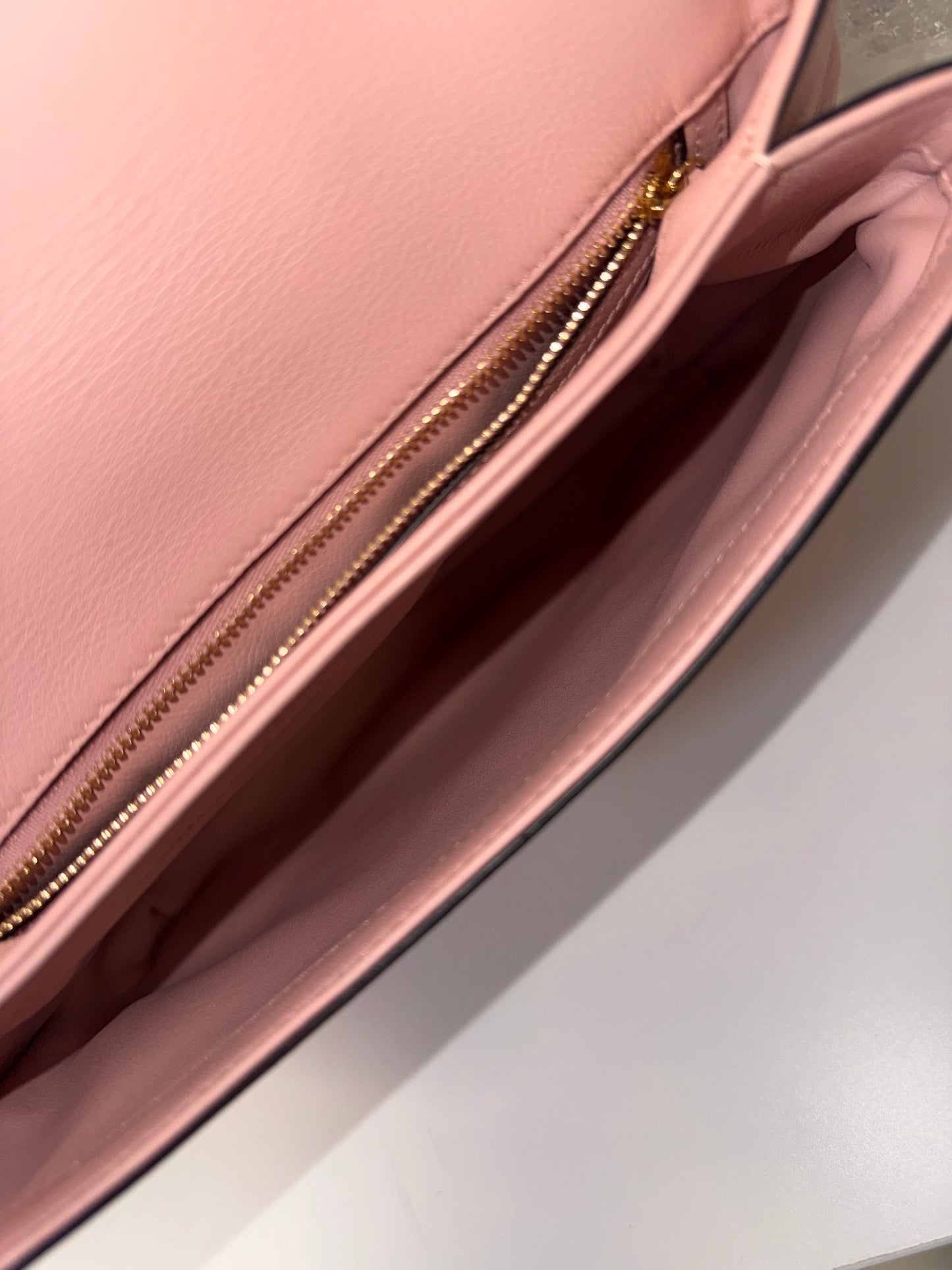 GUCCI BLONDIE TOP HANDLE IN PINK