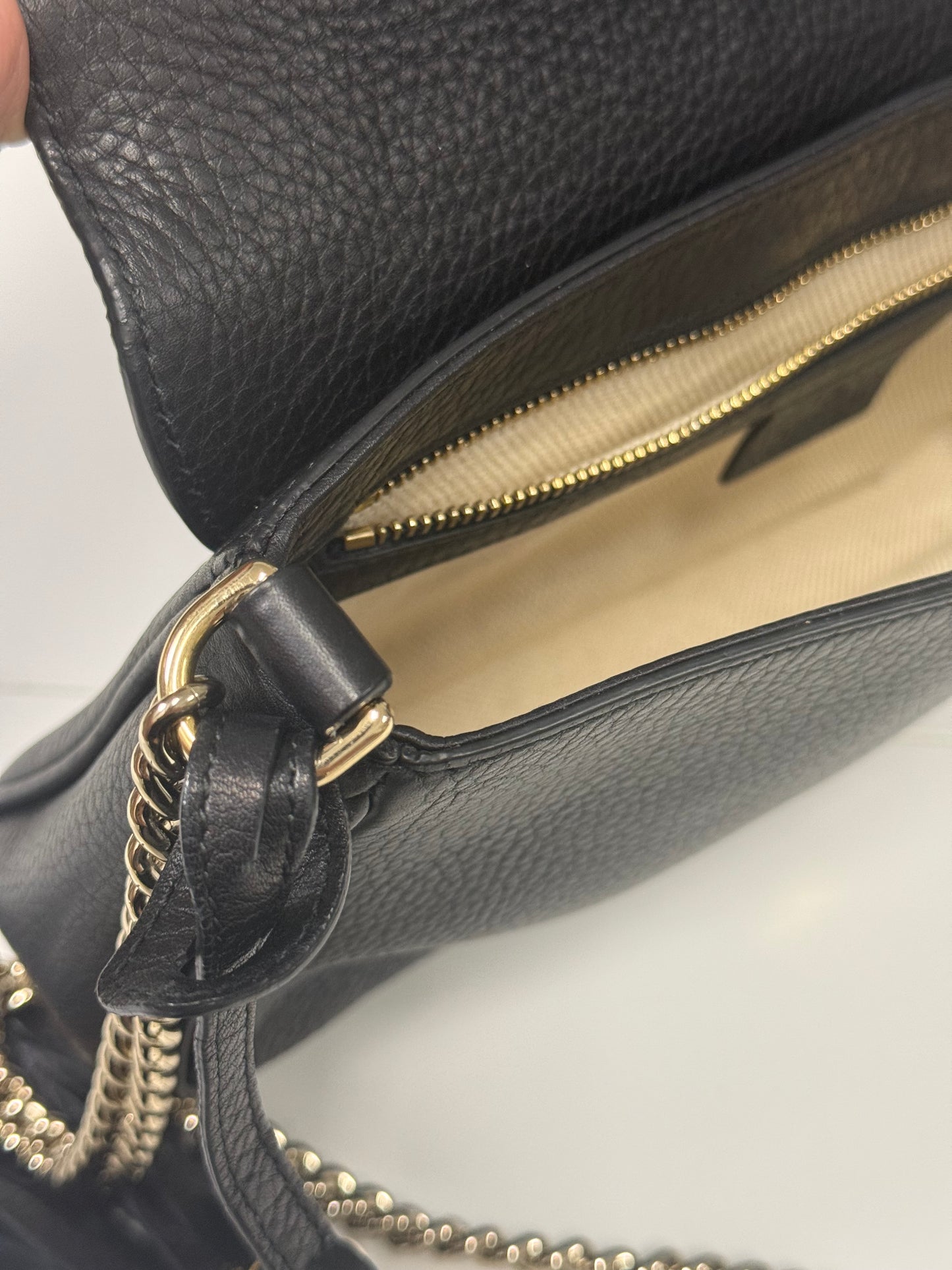 Gucci Black Pebbled Leather Soho Chain Flap Shoulder Bag