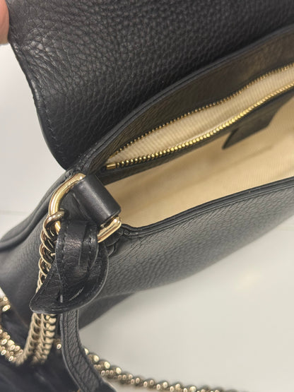 Gucci Black Pebbled Leather Soho Chain Flap Shoulder Bag