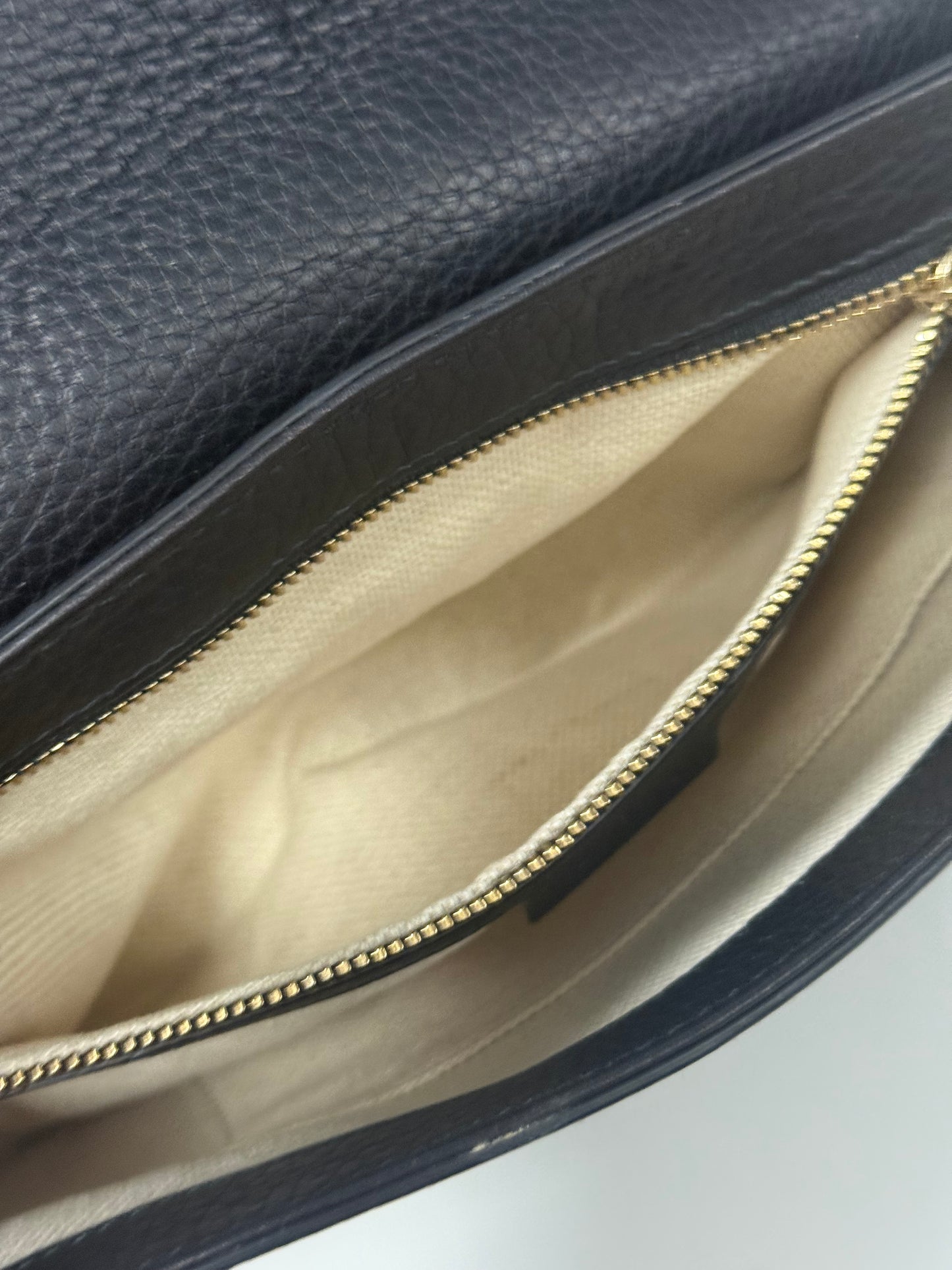 Gucci Black Pebbled Leather Soho Chain Flap Shoulder Bag