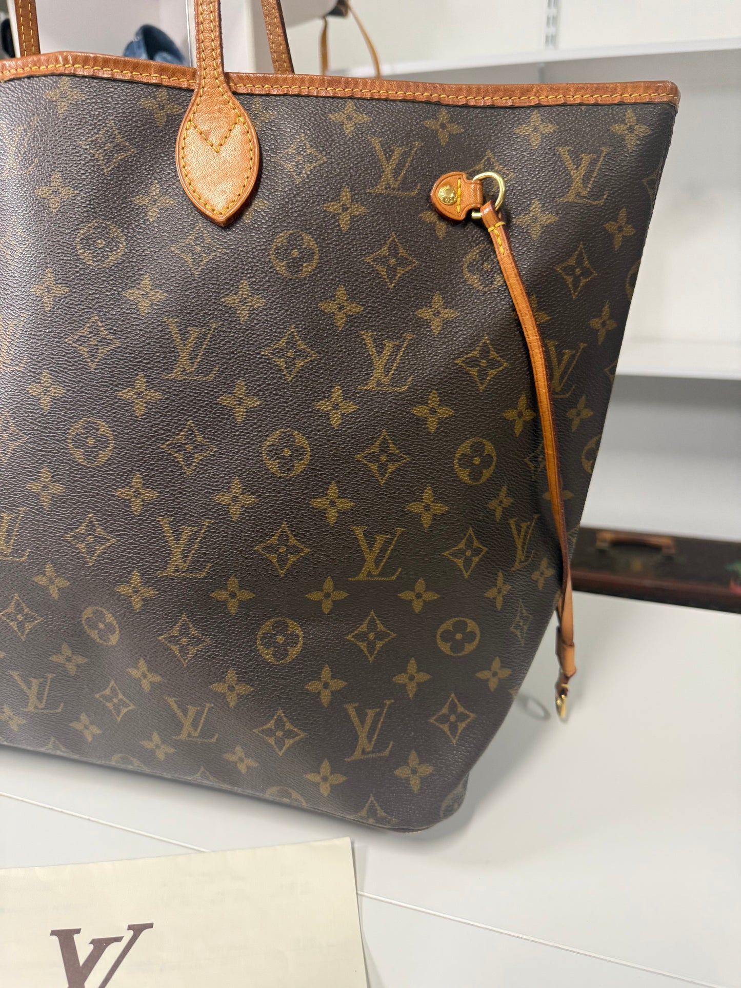 LOUIS VUITTON Neverfull GM in Monogram