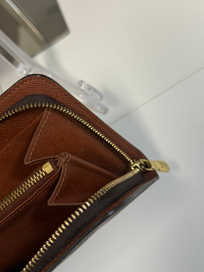 Louis Vuitton Monogram Porte Monnaie Zippy Long Wallet