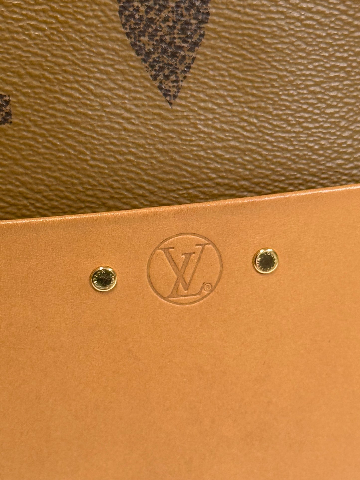 Louis Vuitton Monogram Giant Reverse Canvas Boite Chapeau Souple MM Bag