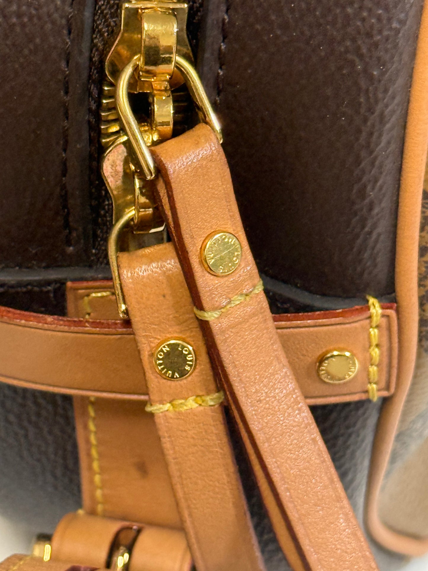 Louis Vuitton Monogram Giant Reverse Canvas Boite Chapeau Souple MM Bag