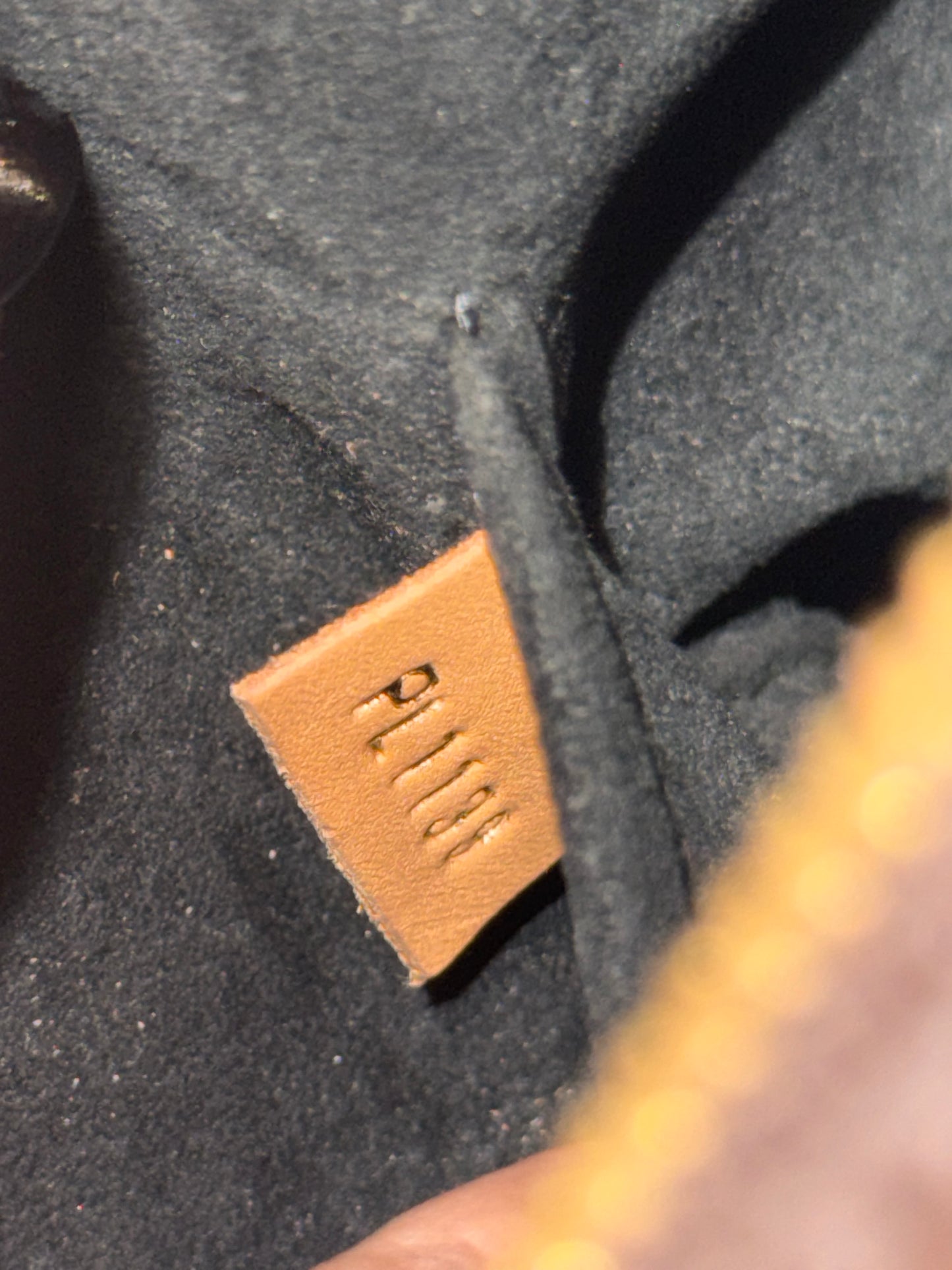 Louis Vuitton Monogram Giant Reverse Canvas Boite Chapeau Souple MM Bag